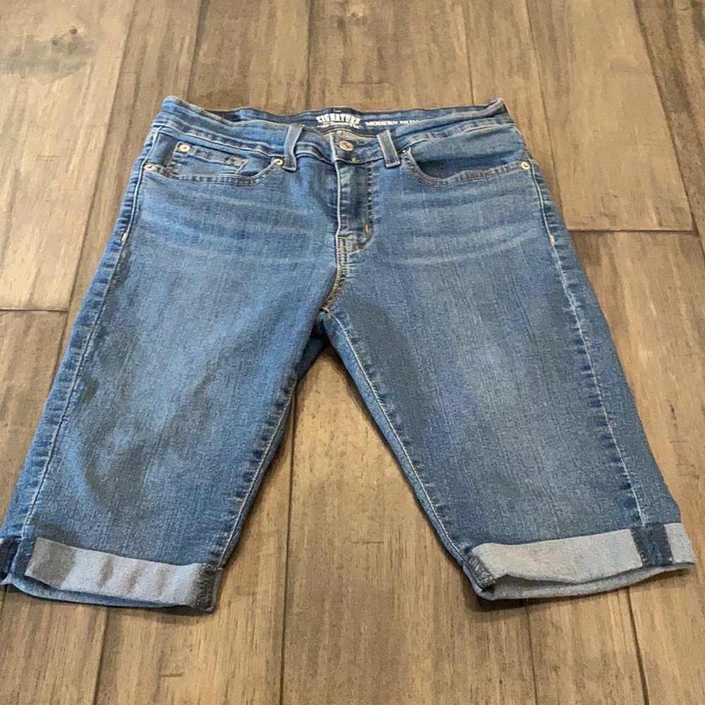 🚨4/$20‎ Signature Levi’s Modern Skinny Shorts  Girls Size 10(Girls)